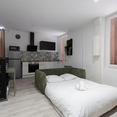 Apartment Curie 1er - Cosy & Calme A 5 Min De La Gare *