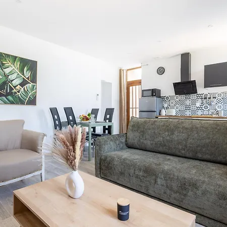 Apartment Curie 1er - Cosy & Calme A 5 Min De La Gare *