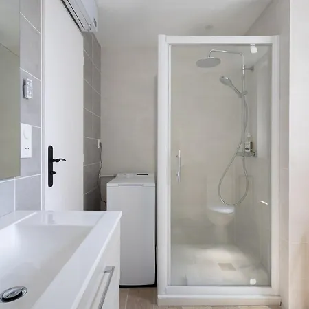 Curie 1er - Cosy & Calme A 5 Min De La Gare Apartmán *