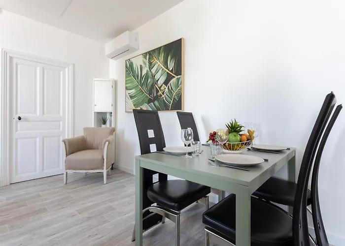 Appartement Curie 1er - Cosy & Calme A 5 Min De La Gare